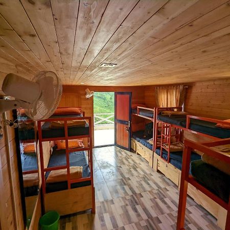 The Door To Nirvana Backpackers Hostel 코타지리 외부 사진