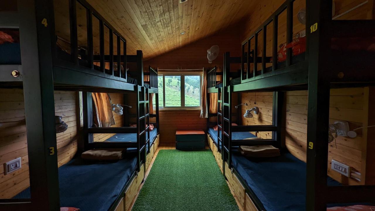 The Door To Nirvana Backpackers Hostel 코타지리 외부 사진