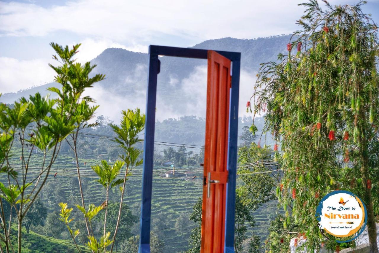 The Door To Nirvana Backpackers Hostel 코타지리 외부 사진